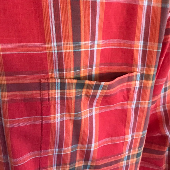 Eddie Bower Cotton button down in XL - Picture 3 of 4